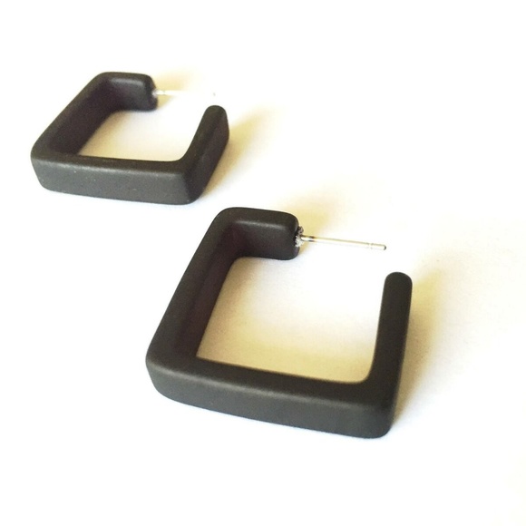 Square Frosted Vintage Lucite Hoop Black Earrings - Picture 3 of 6